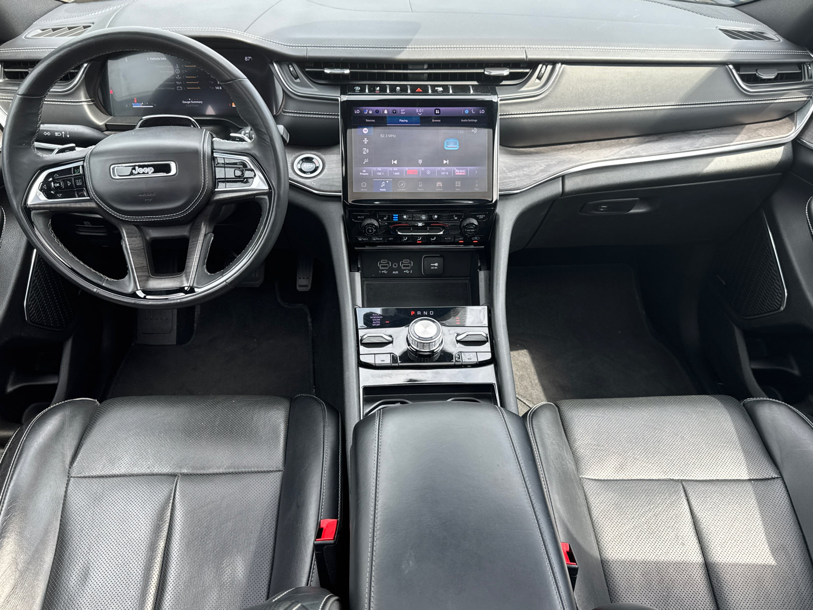 Certified 2025 Jeep Grand Cherokee L Overland w/ Advanced Protech Group III AWD/4WD image 29