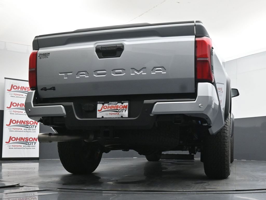 Used 2026 Toyota Tacoma TRD Off-Road w/ TRD Off Road Upgrade Package AWD/4WD image 41