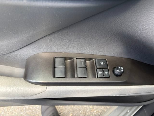 Used 2021 Toyota Camry SE w/ Cold Weather Package AWD/4WD image 32