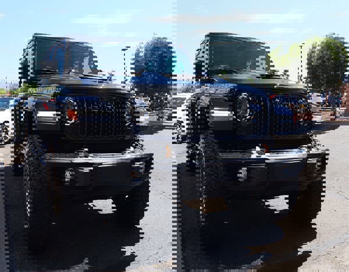 Used 2024 Jeep Wrangler Unlimited Rubicon 392 image 21