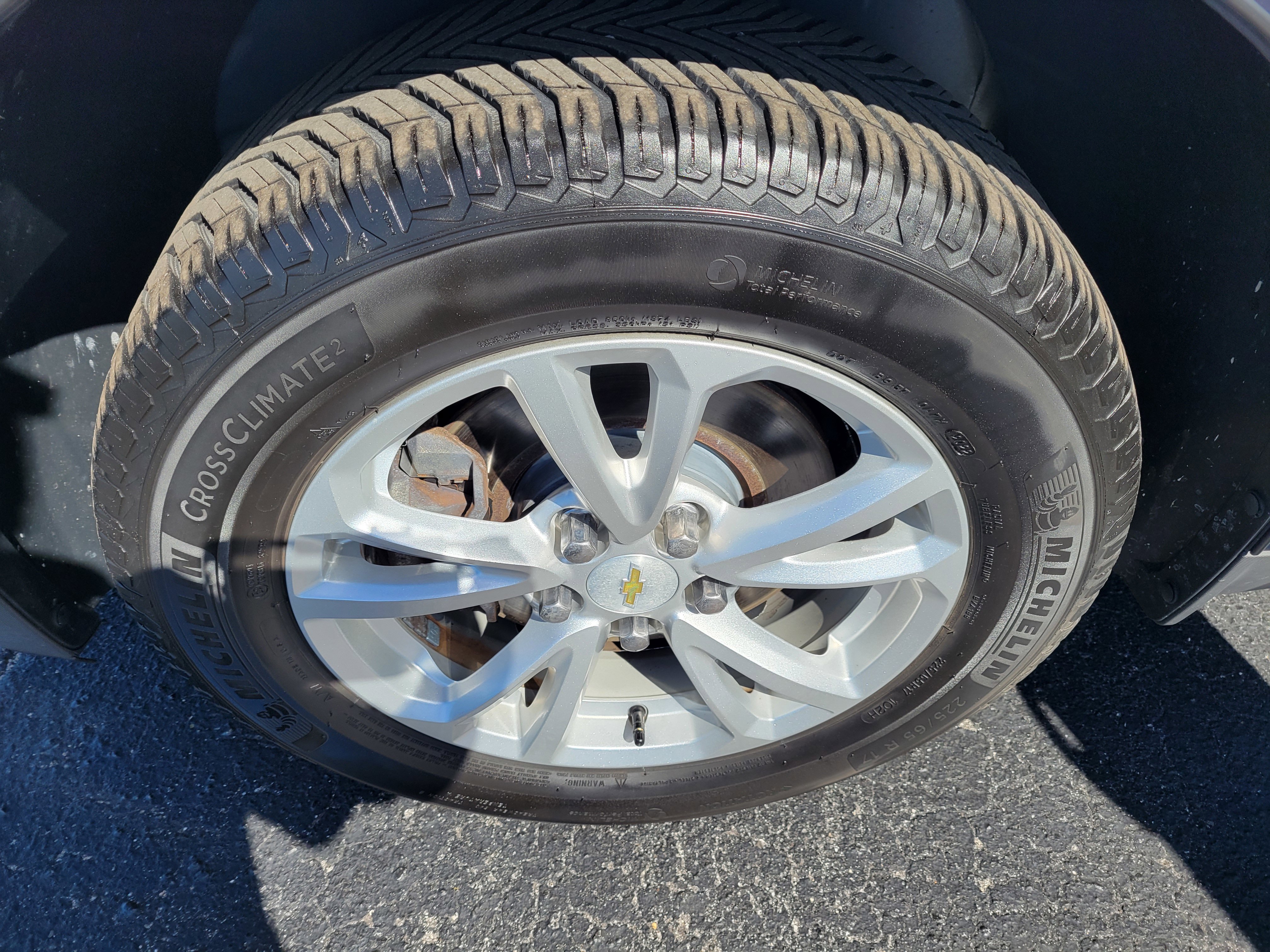 Used 2017 Chevrolet Equinox LT w/ Convenience Package FWD image 36