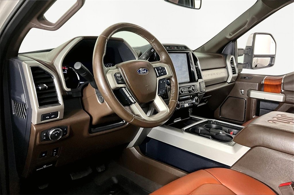 Used 2022 Ford F350 King Ranch w/ King Ranch Ultimate Package image 18
