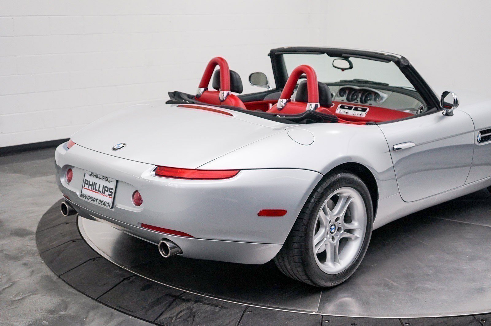 Used 2003 BMW Z8 RWD image 14