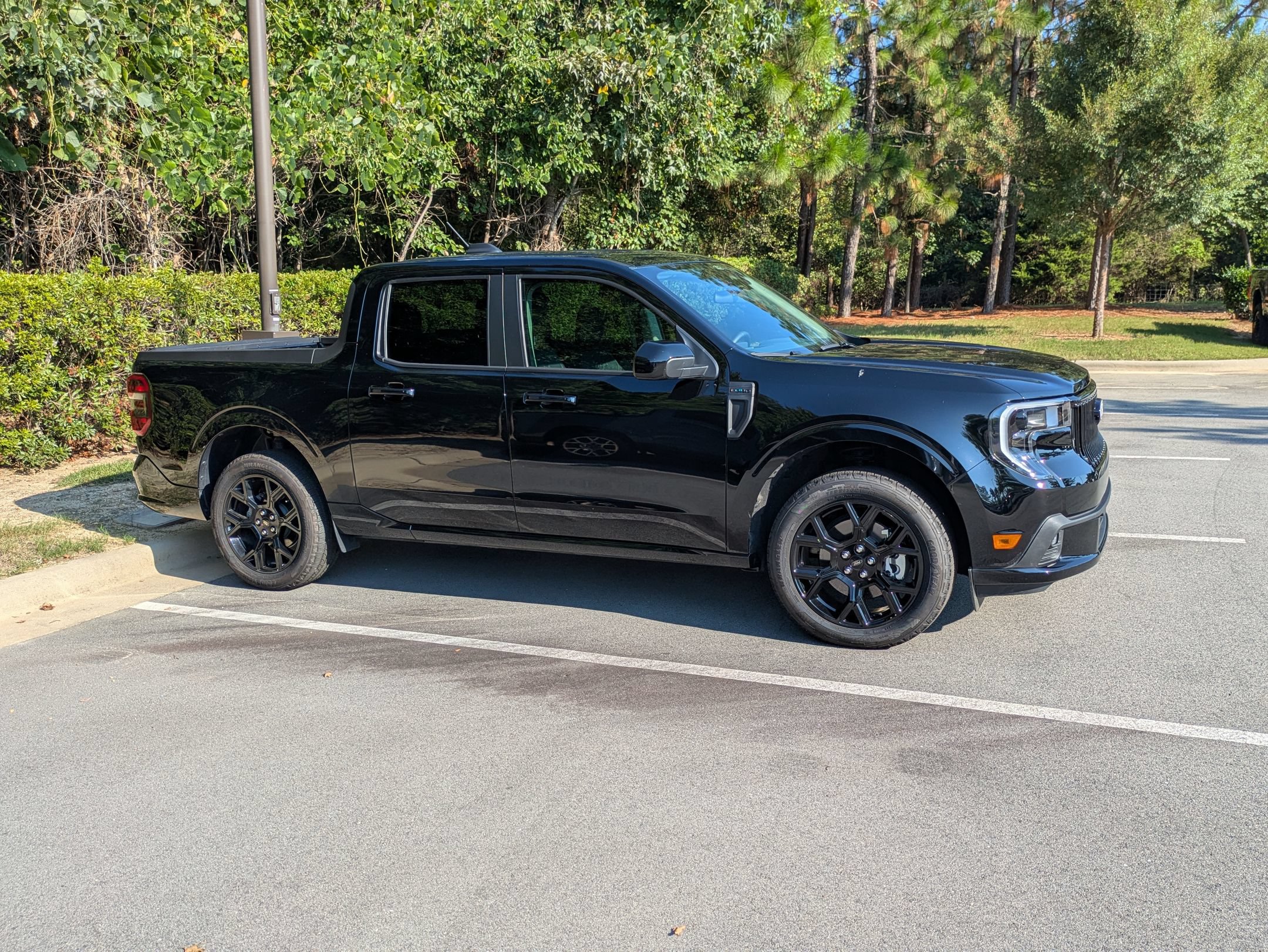 New 2026 Ford Maverick Lobo AWD/4WD image 3