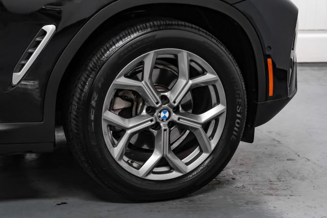 Used 2024 BMW X4 xDrive30i AWD/4WD image 55