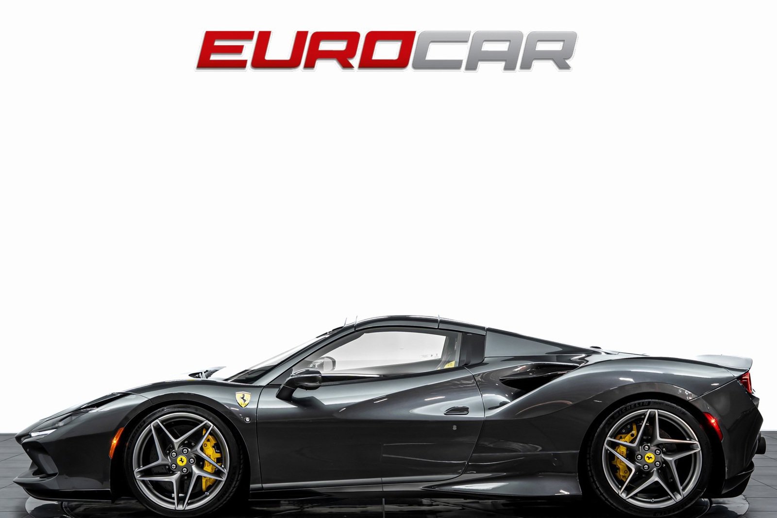 Used 2022 Ferrari F8 Tributo image 3