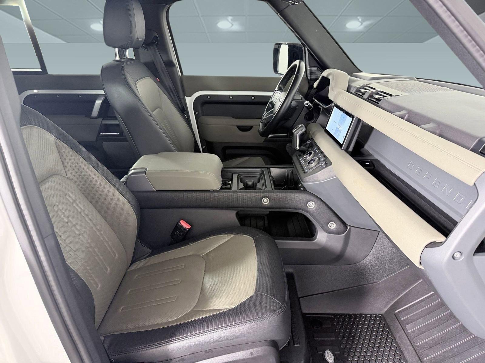 Certified 2021 Land Rover Defender 110 X-Dynamic SE image 22