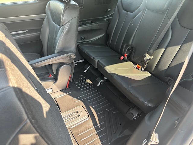 Used 2021 Hyundai Palisade SEL w/ Premium Package image 12