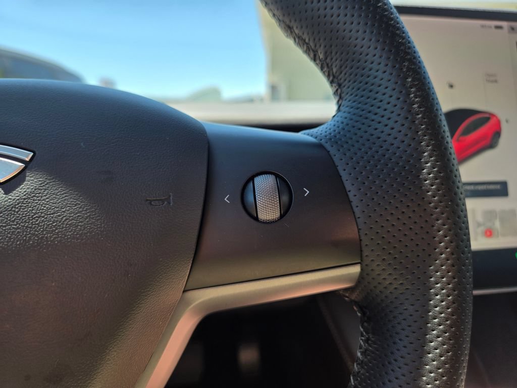 Used 2021 Tesla Model 3 Standard Range Plus RWD image 31