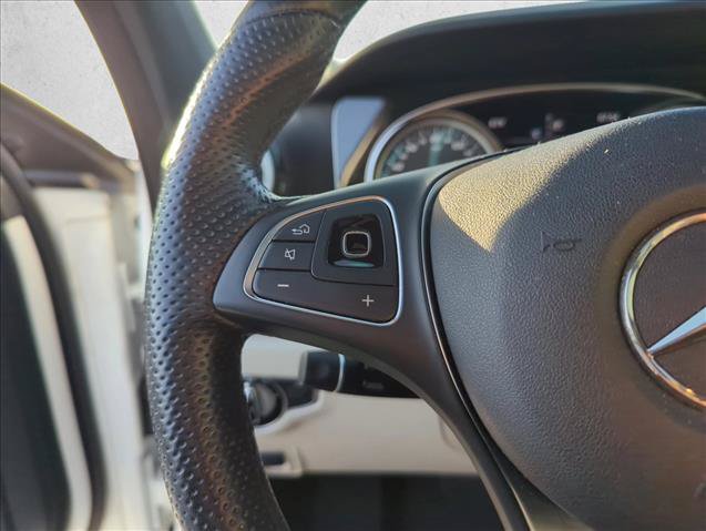 Used 2018 Mercedes-Benz E 300 image 13