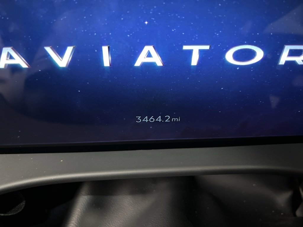 Used 2025 Lincoln Aviator Reserve w/ Illumination Package image 23