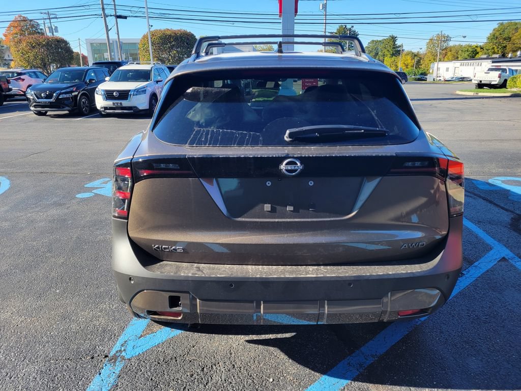 New 2026 Nissan Kicks SV w/ SV Premium Package AWD/4WD image 5