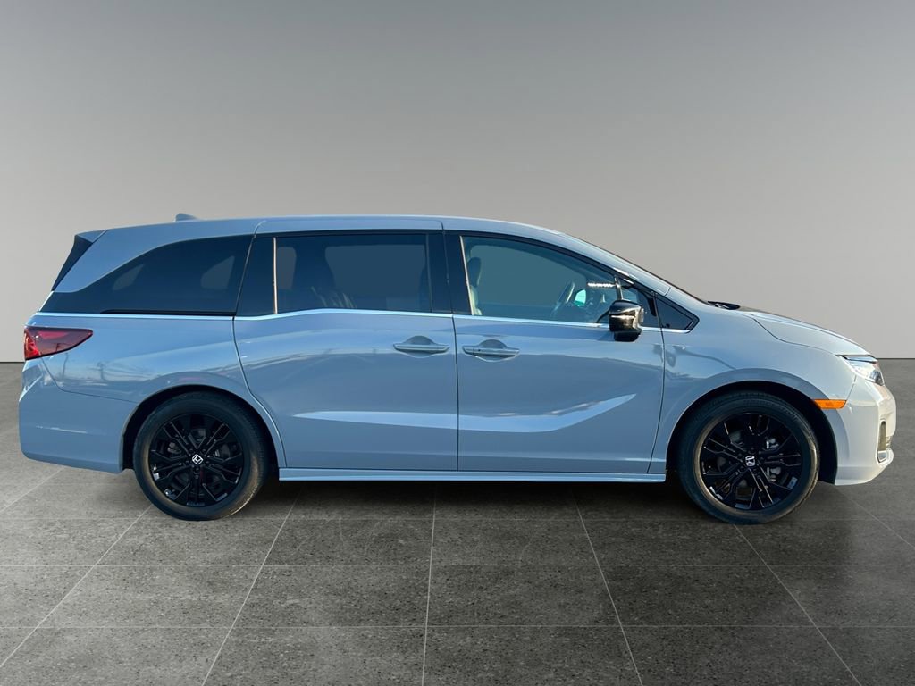 Used 2025 Honda Odyssey Sport-L image 10