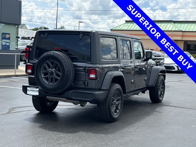 Used 2025 Jeep Wrangler Unlimited Sport AWD/4WD image 3