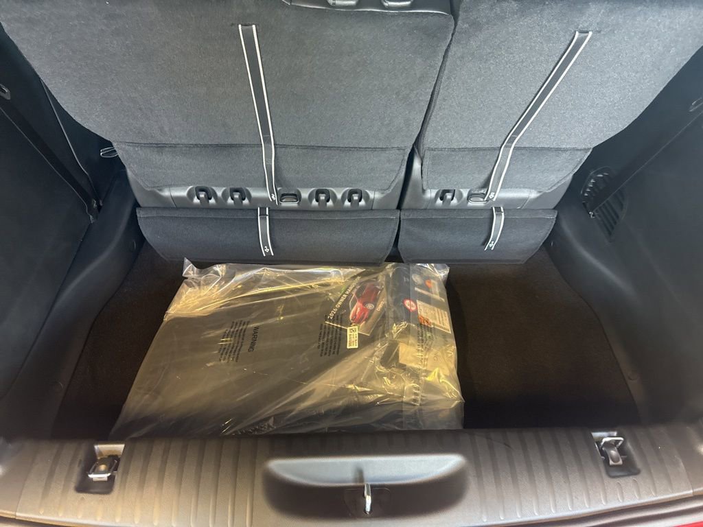 New 2026 Chrysler Voyager LX image 38