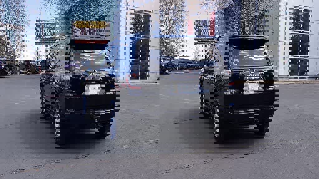 Used 2024 Toyota 4Runner SR5 image 7