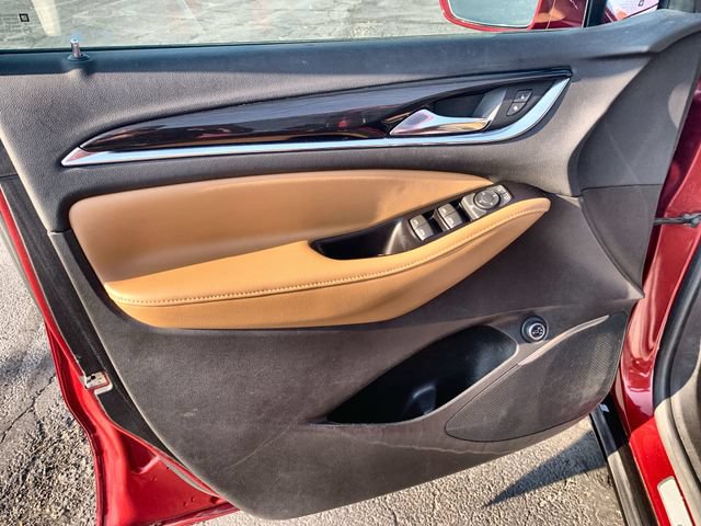 Used 2018 Buick Enclave Essence FWD image 21