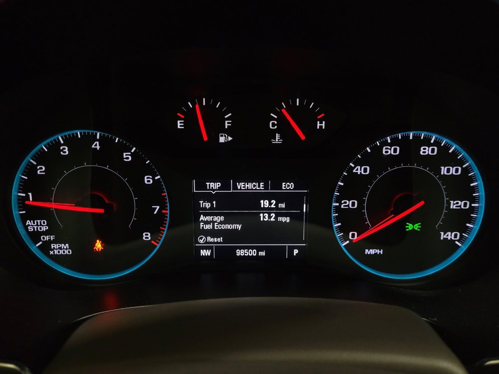 Used 2020 Chevrolet Malibu LT FWD image 23