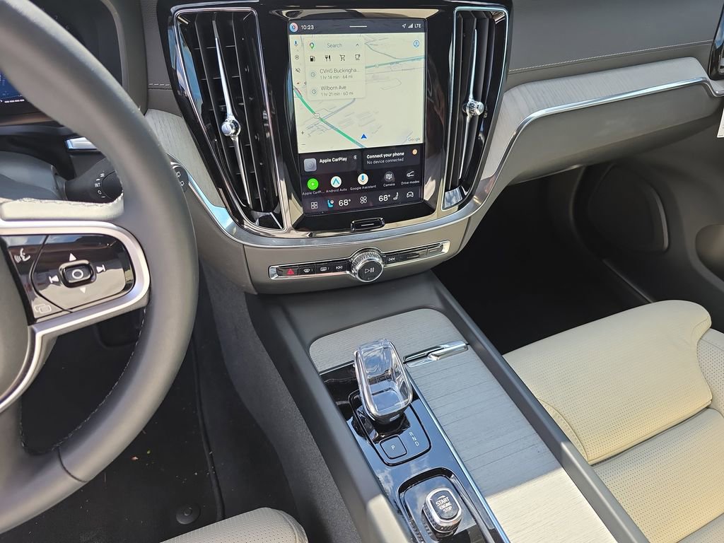 Certified 2026 Volvo V60 B5 Cross Country Ultra w/ Protection Package Premier AWD/4WD image 32