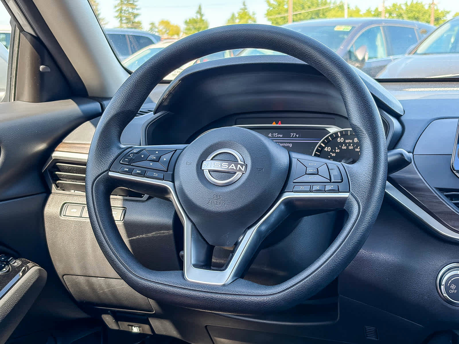 Used 2023 Nissan Altima 2.5 SV AWD/4WD image 14