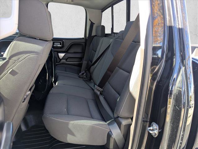 Used 2018 Chevrolet Silverado 1500 LT w/ Midnight Edition image 16