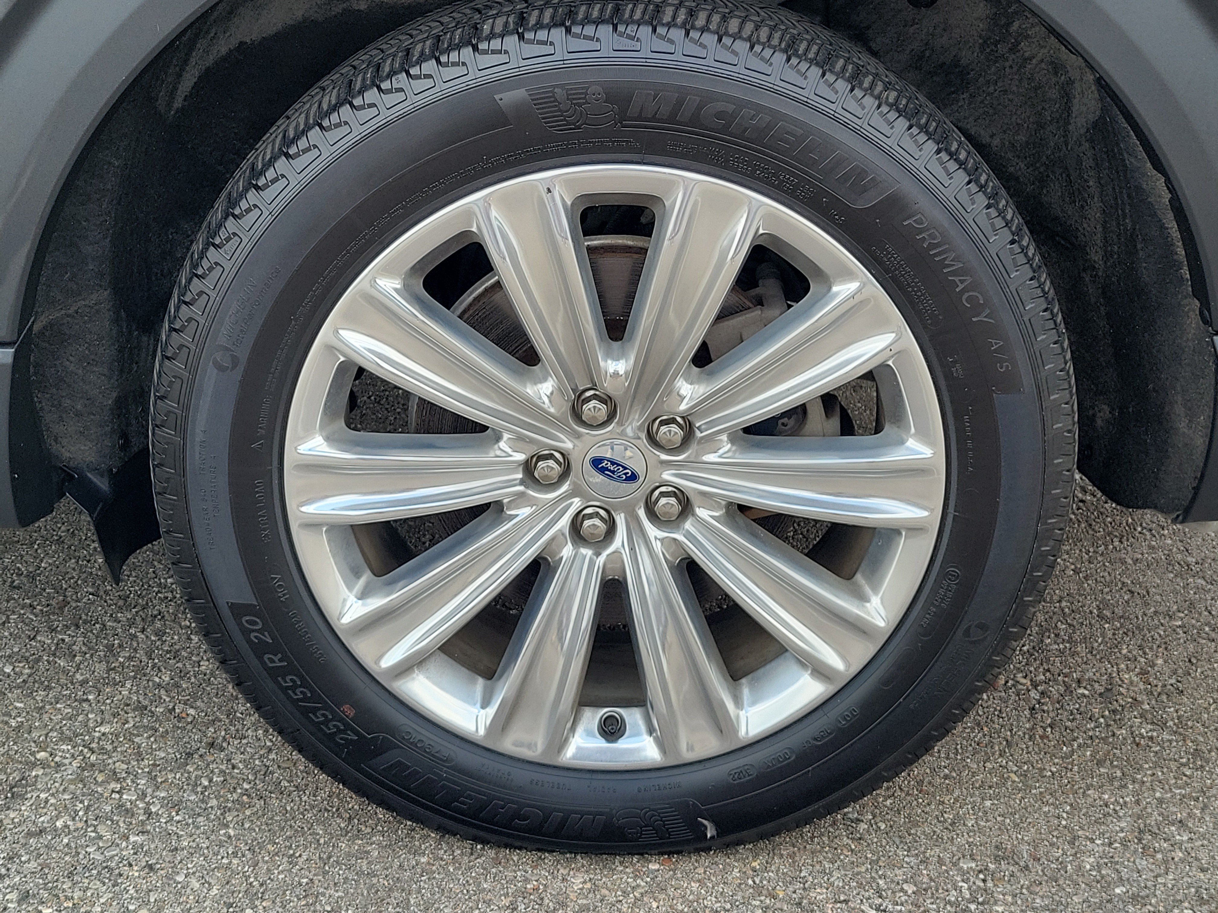 Used 2022 Ford Explorer Limited AWD/4WD image 5