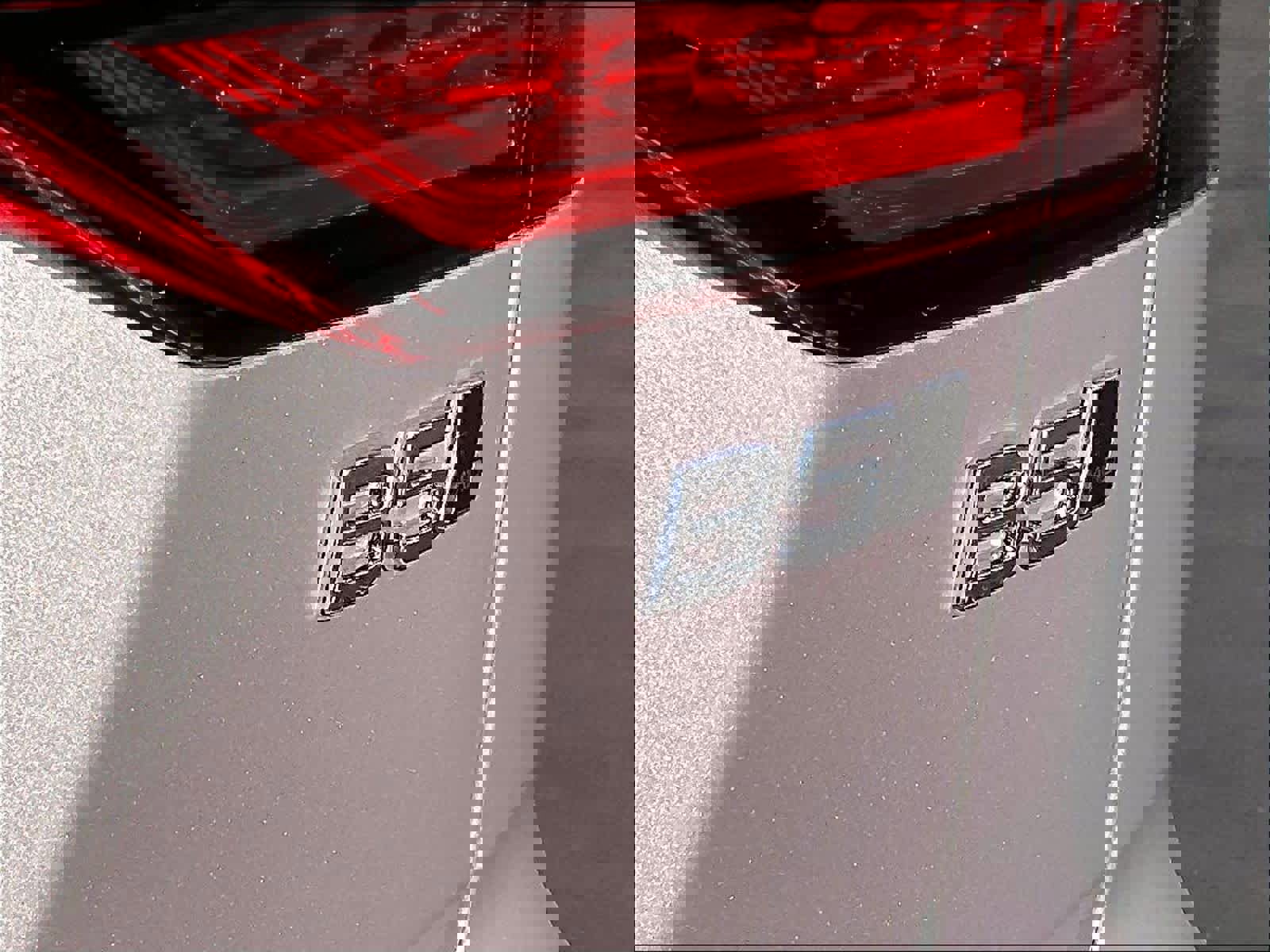 New 2026 Volvo V60 B5 Cross Country Plus w/ Climate Package image 26