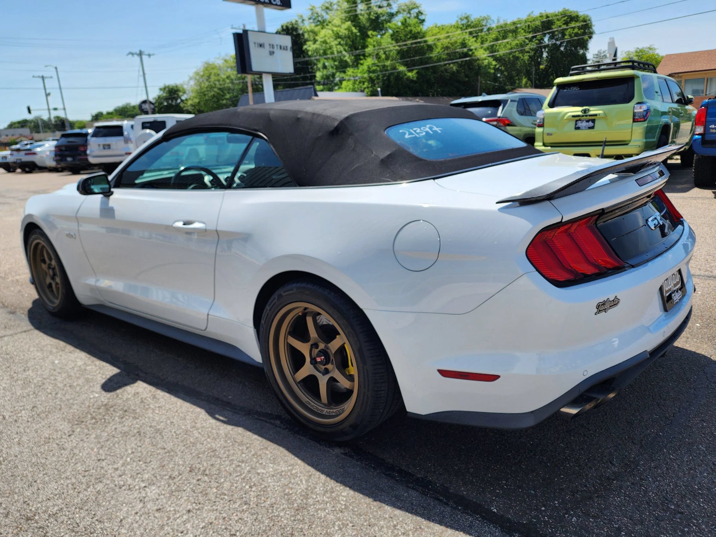 Used 2020 Ford Mustang GT Premium RWD image 5