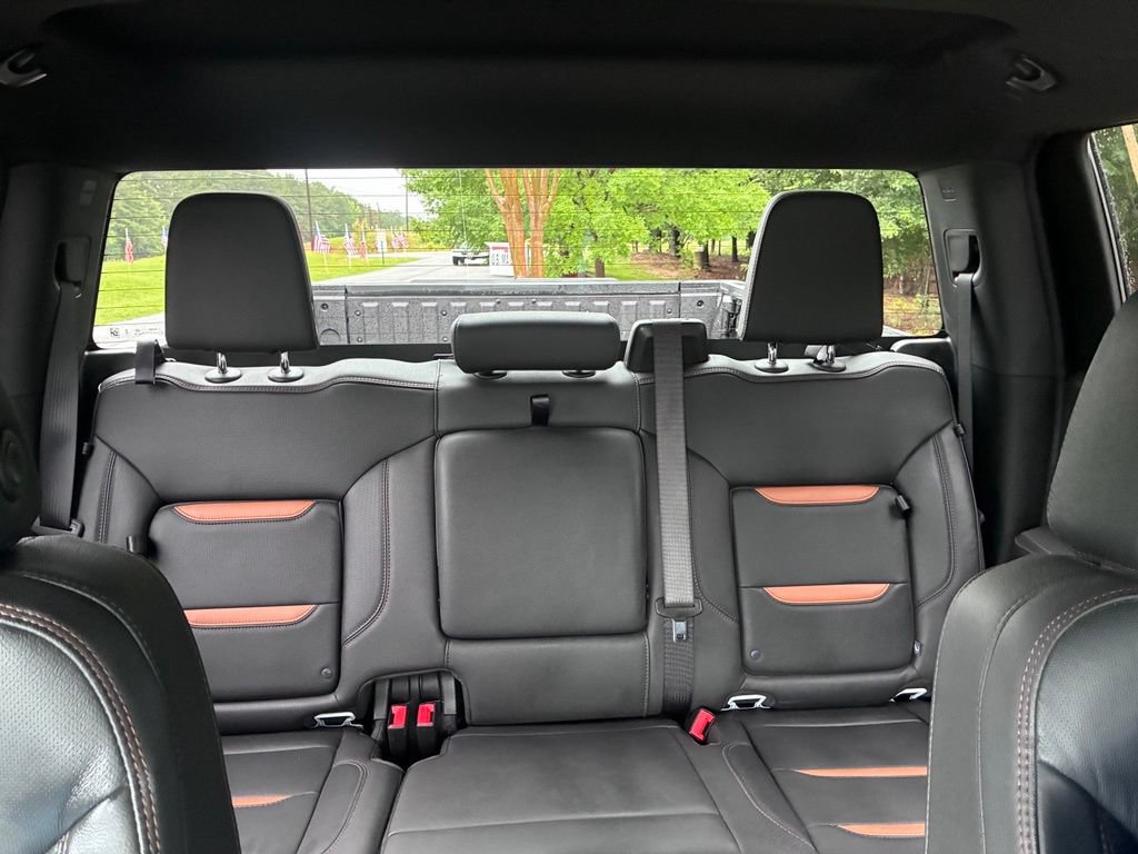 Used 2025 GMC Sierra 1500 AT4 AWD/4WD image 32