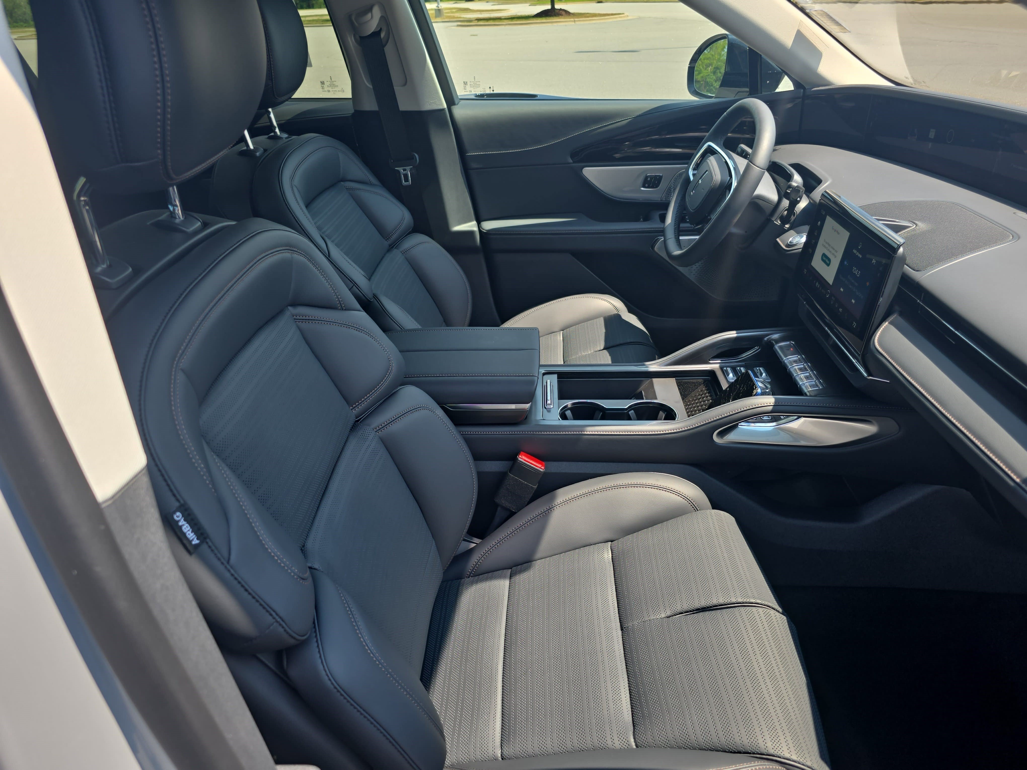 New 2026 Lincoln Nautilus Reserve AWD/4WD image 10