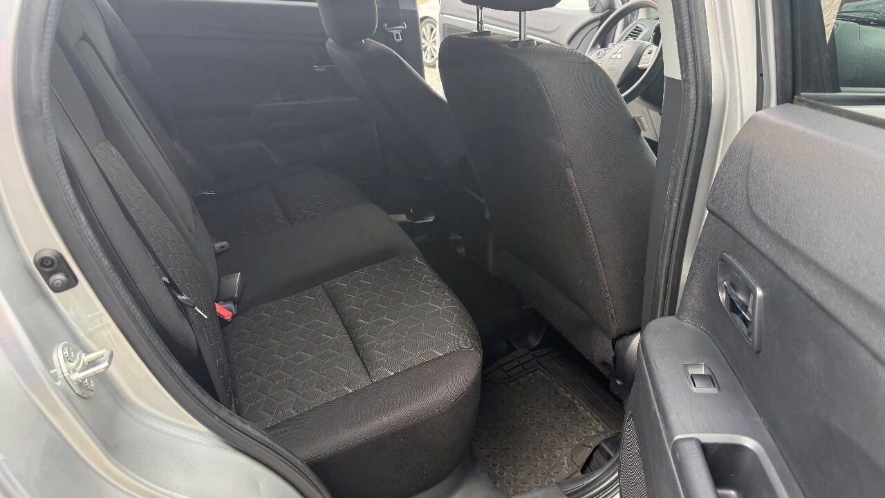 Used 2022 Mitsubishi Outlander Sport ES image 15