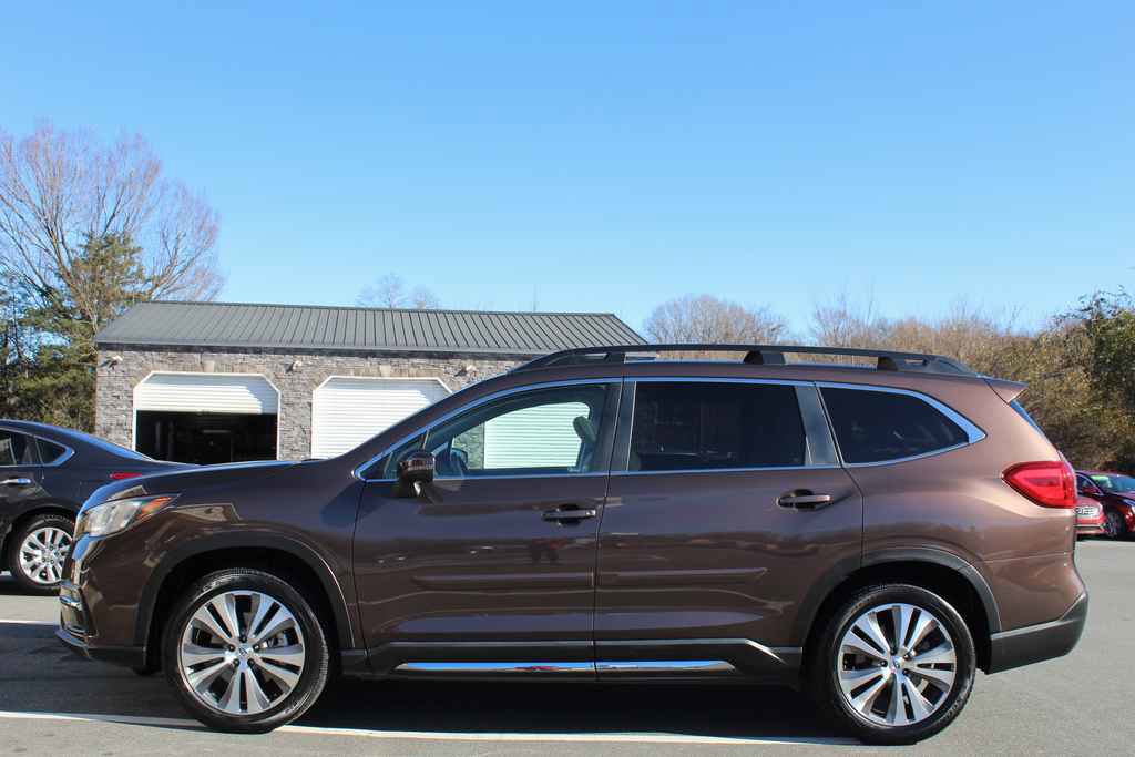 Used 2019 Subaru Ascent Limited image 11