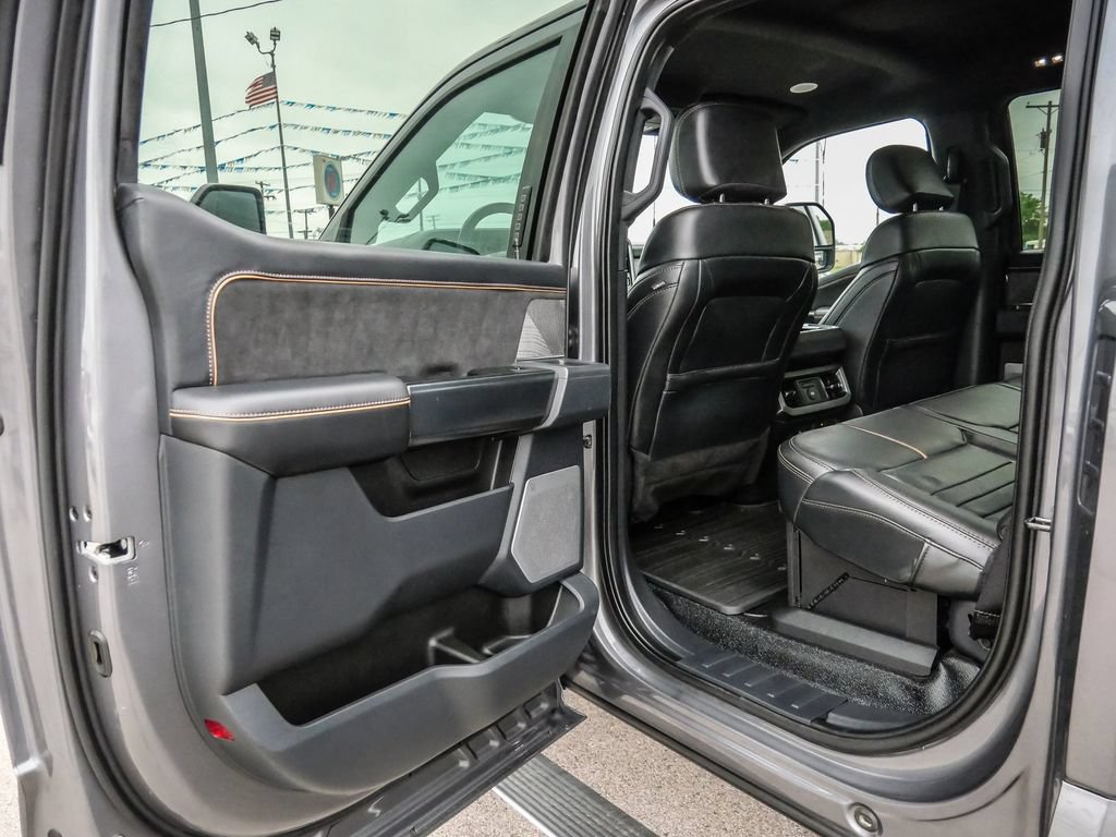 Used 2024 Ford F250 Platinum AWD/4WD image 49