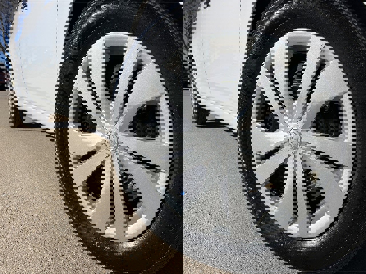 Certified 2024 Nissan Versa S w/ Trunk Package image 7