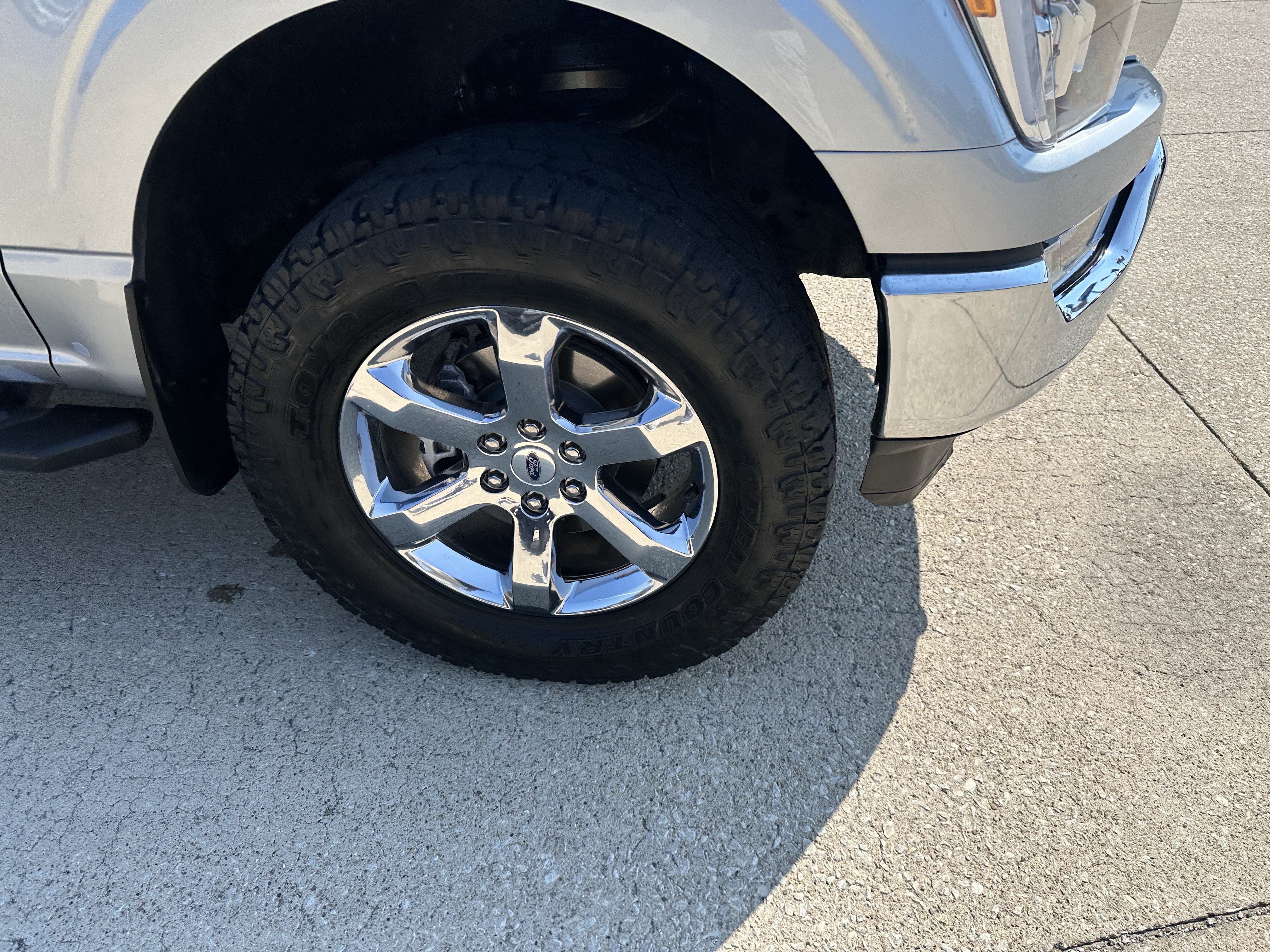 Used 2022 Ford F150 XLT w/ Equipment Group 302A High AWD/4WD image 2