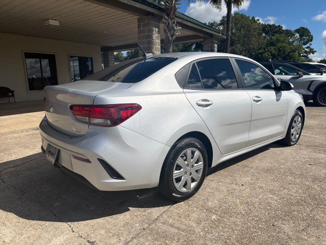 Used 2023 Kia Rio S FWD image 4