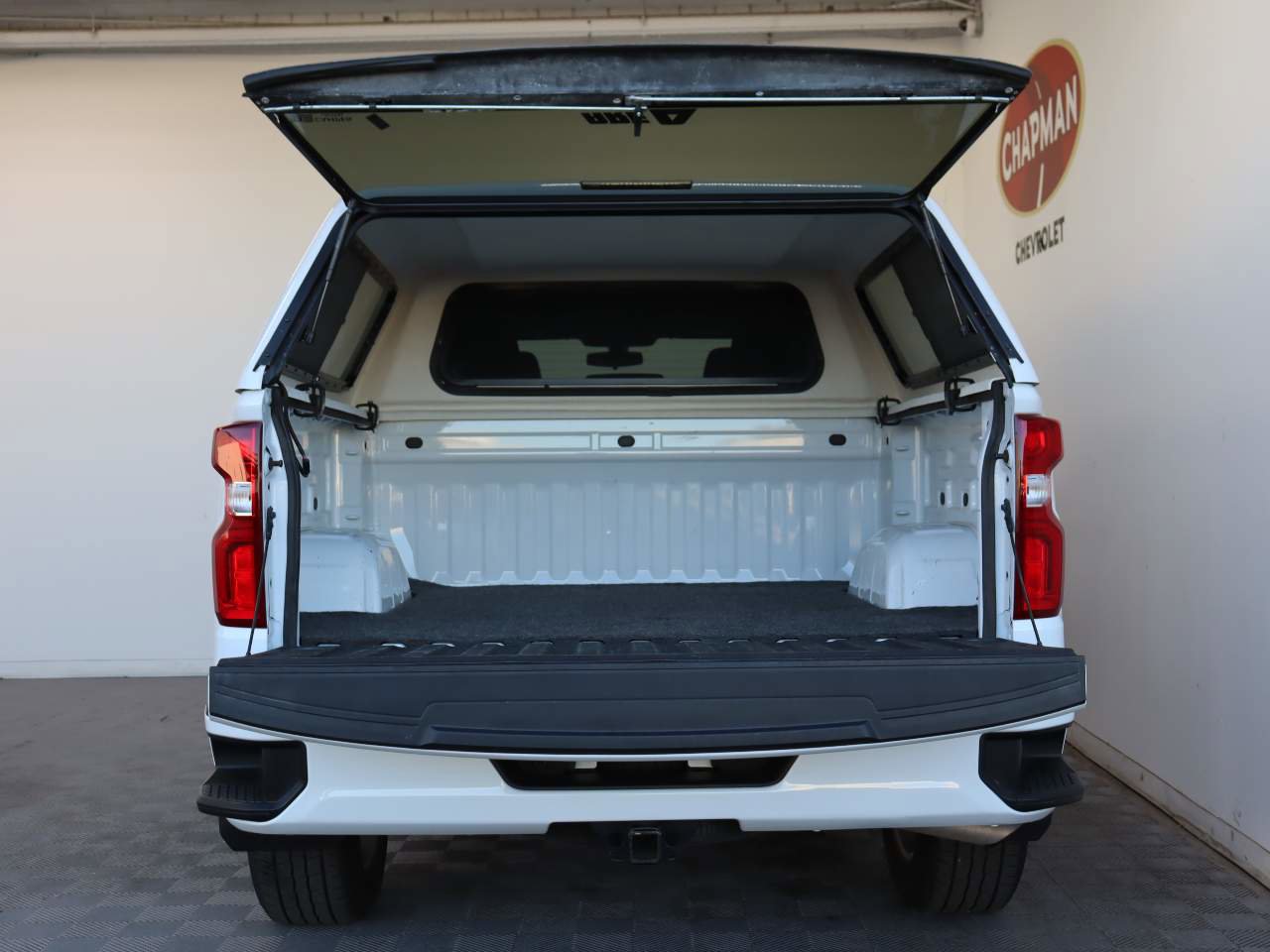 Used 2022 Chevrolet Silverado 1500 Custom image 4