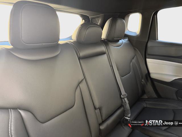 New 2026 Jeep Compass Limited image 30