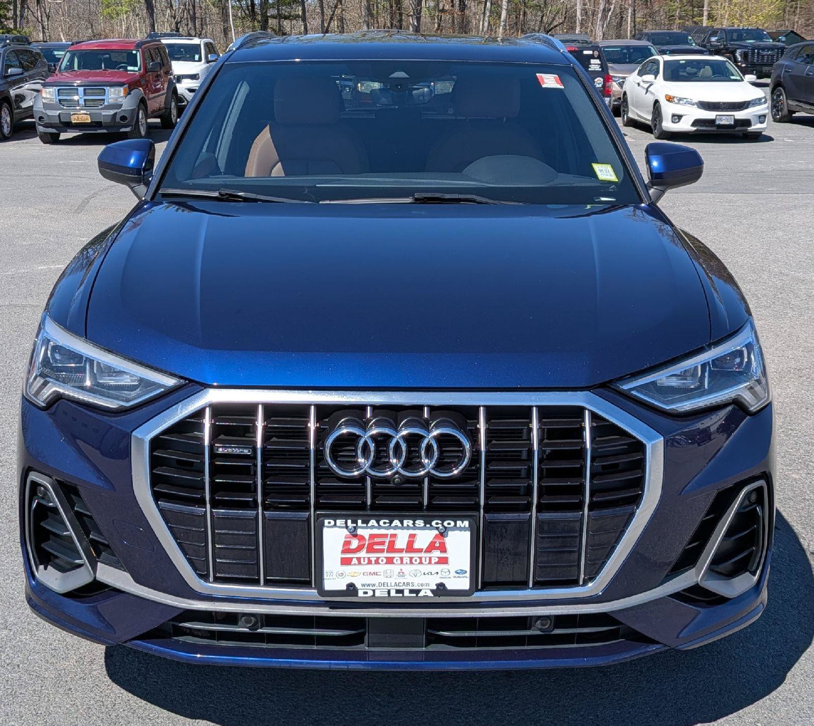 Used 2023 Audi Q3 2.0T Premium Plus AWD/4WD image 2