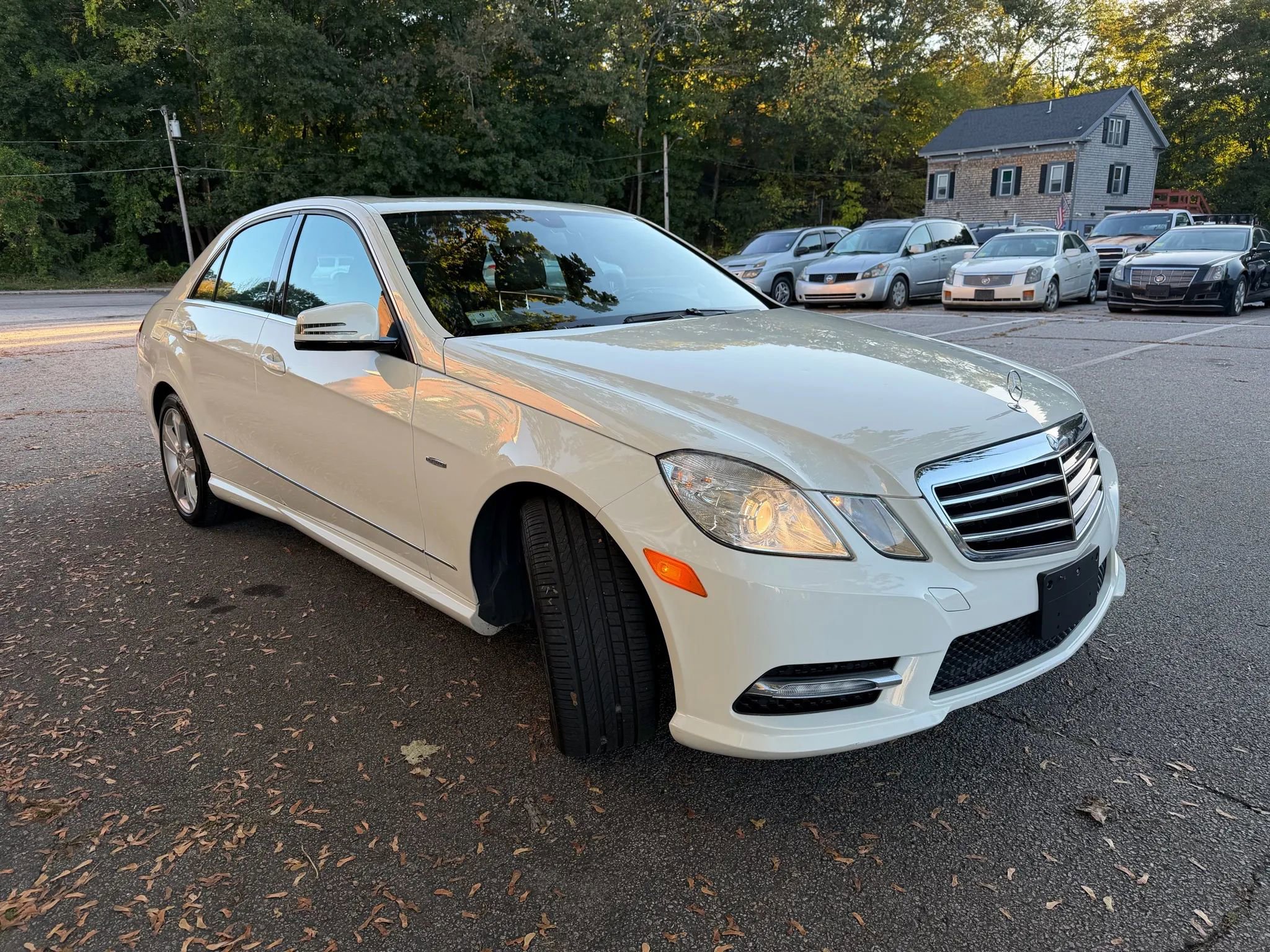 Used 2012 Mercedes-Benz E 350 4MATIC Sedan image 3
