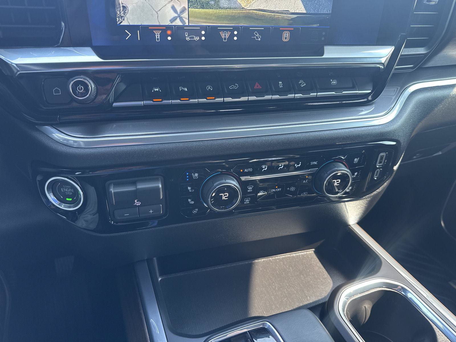 Used 2026 Chevrolet Silverado 1500 High Country w/ Technology Package AWD/4WD image 26