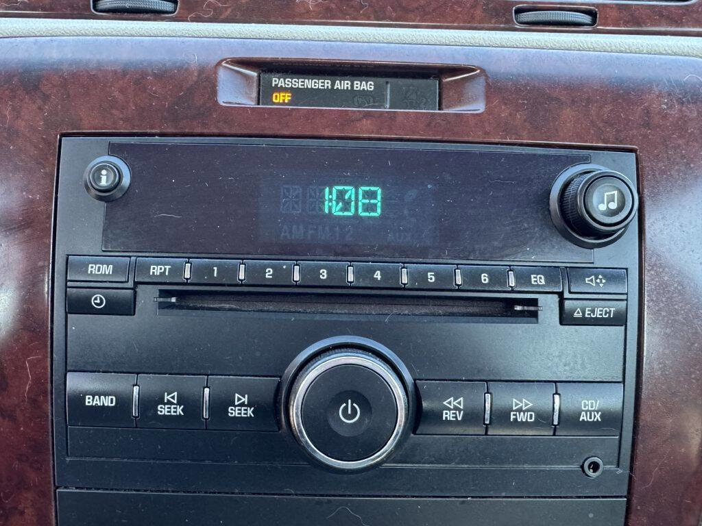 Used 2006 Chevrolet Impala LT image 16