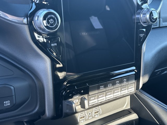 New 2026 RAM 2500 Laramie w/ Sport Appearance Package AWD/4WD image 26