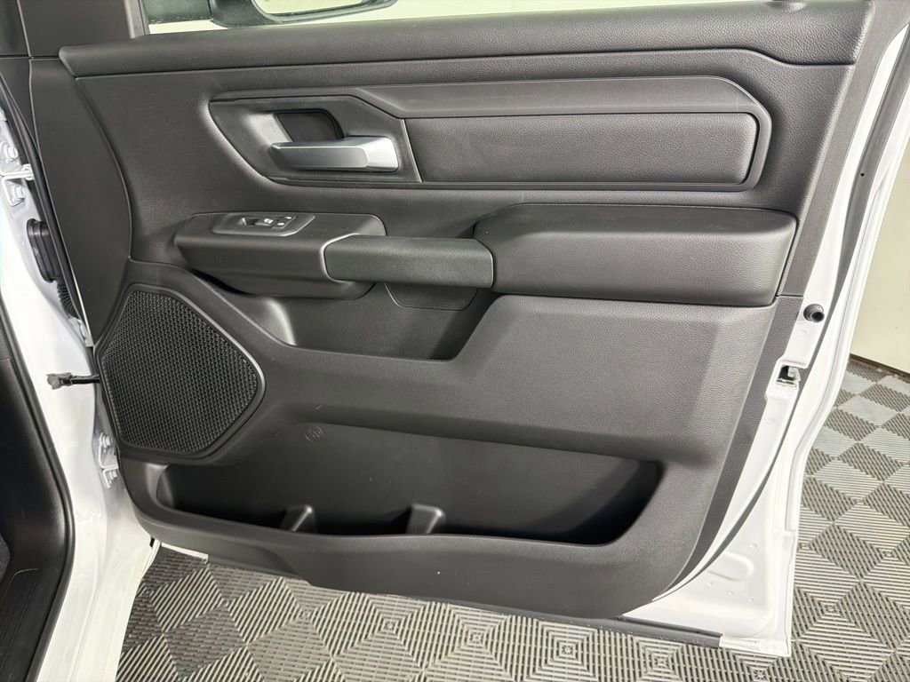 New 2026 RAM 1500 Tradesman AWD/4WD image 33