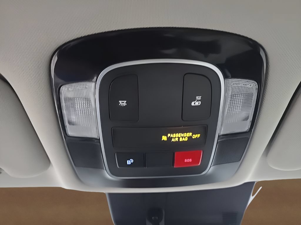 Used 2025 Hyundai Sonata SEL FWD image 38