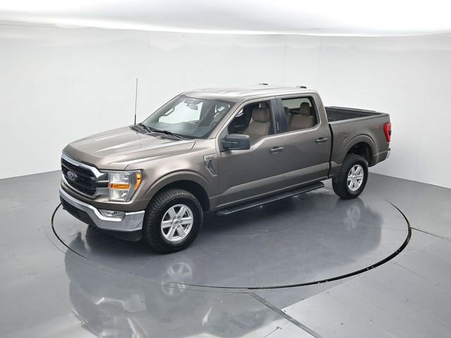 Certified 2022 Ford F150 XLT w/ Equipment Group 301A Mid image 40