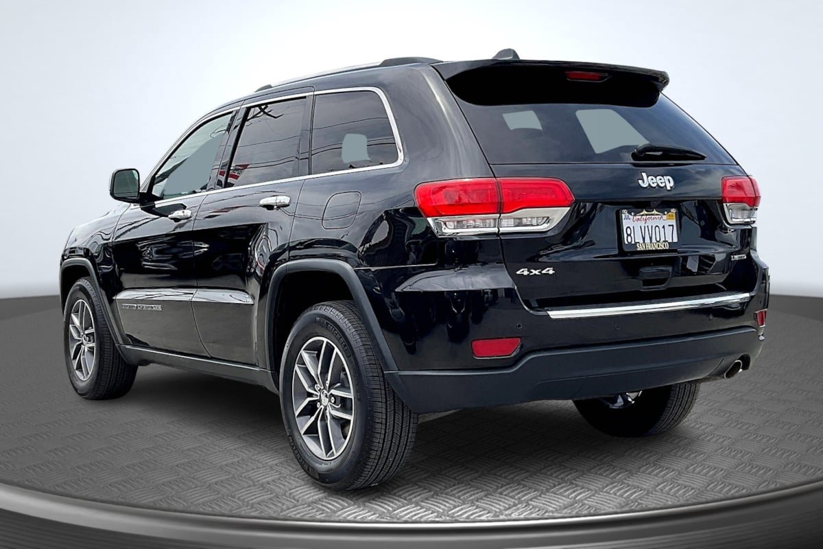 Used 2017 Jeep Grand Cherokee Limited AWD/4WD image 2
