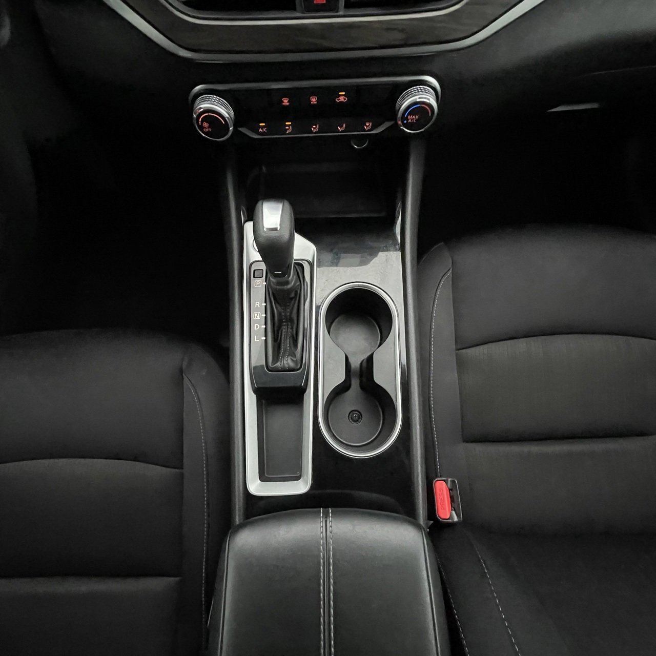 Used 2024 Nissan Altima 2.5 SV image 19