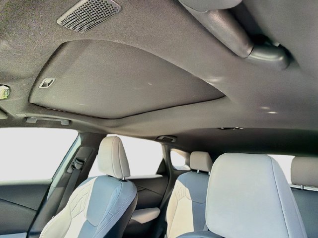 Used 2025 Lexus RX 350h w/ Accessory Package AWD/4WD image 28