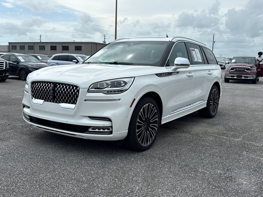 Used 2022 Lincoln Aviator Black Label AWD/4WD image 4